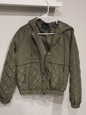 Forever 21 Olive Green Quilted Bomber Jacket